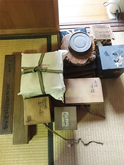 【2018-4-7】松山市内にて　抹茶道具　煎茶道具　掛軸　など買い取らせて頂きました。